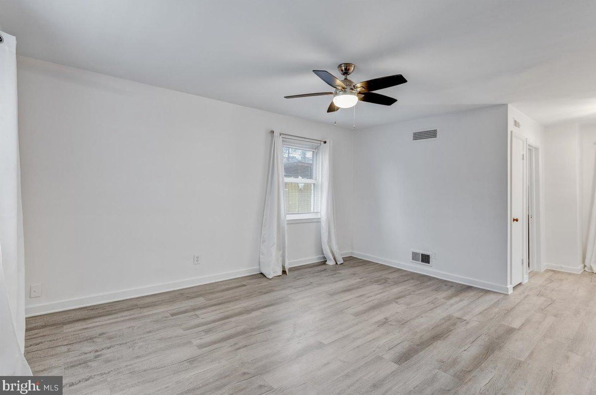836 Irving St, Arlington, VA 22201-2008