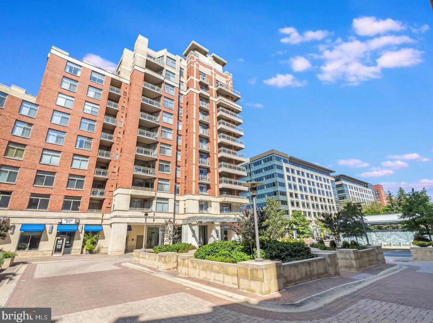 3600 Glebe Rd, Arlington VA  22207-4317 exterior