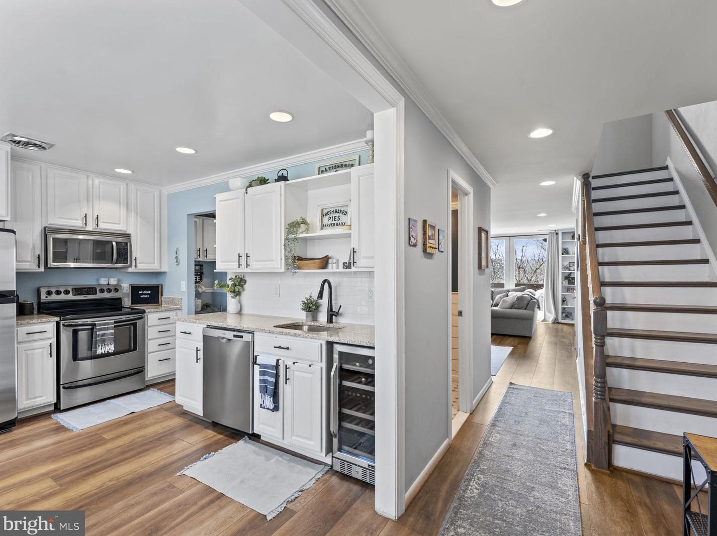 2328 Quincy St, Arlington, VA 22204-5440