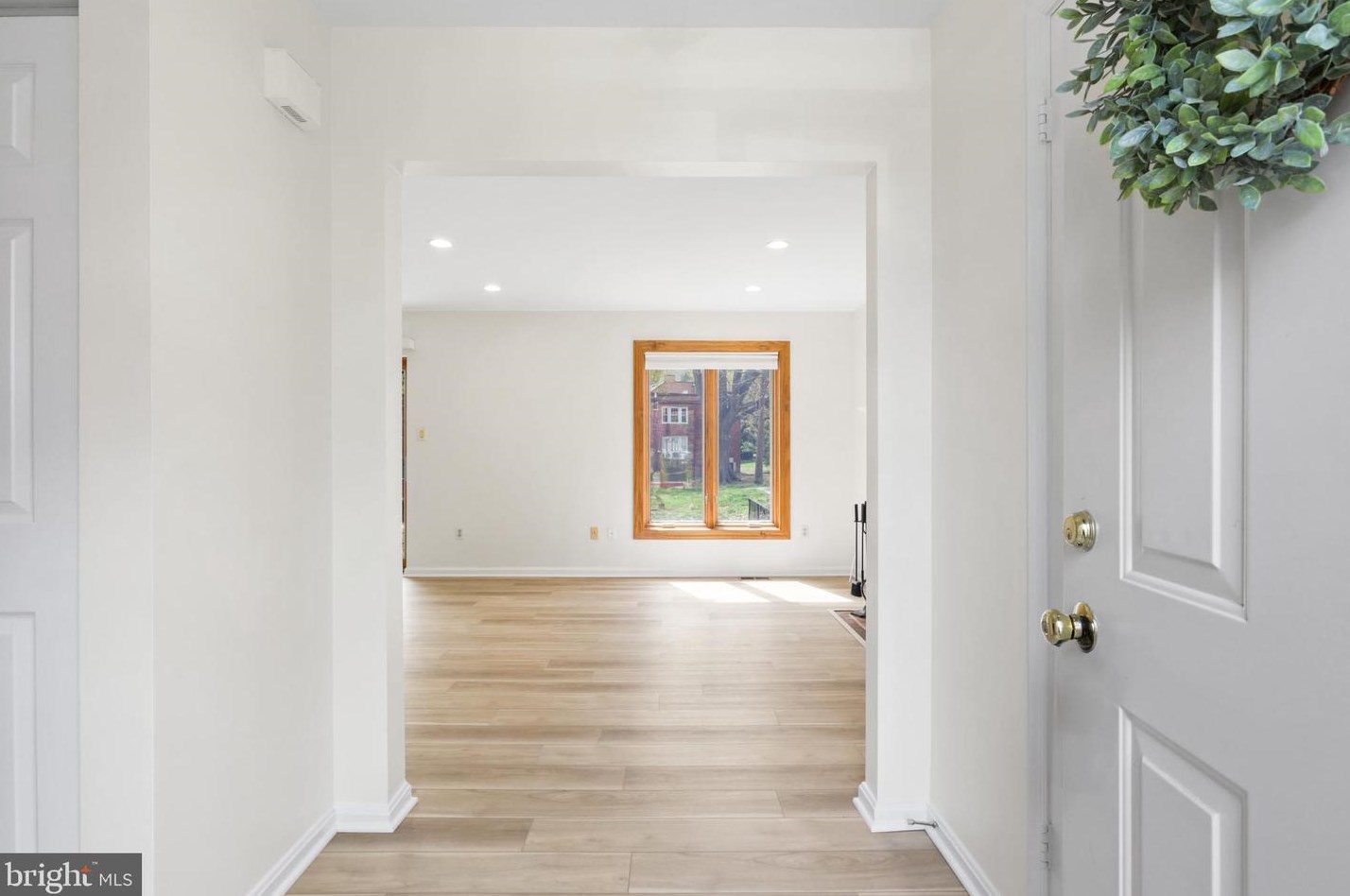 1801 Uhle St, Arlington, VA 22201-3546