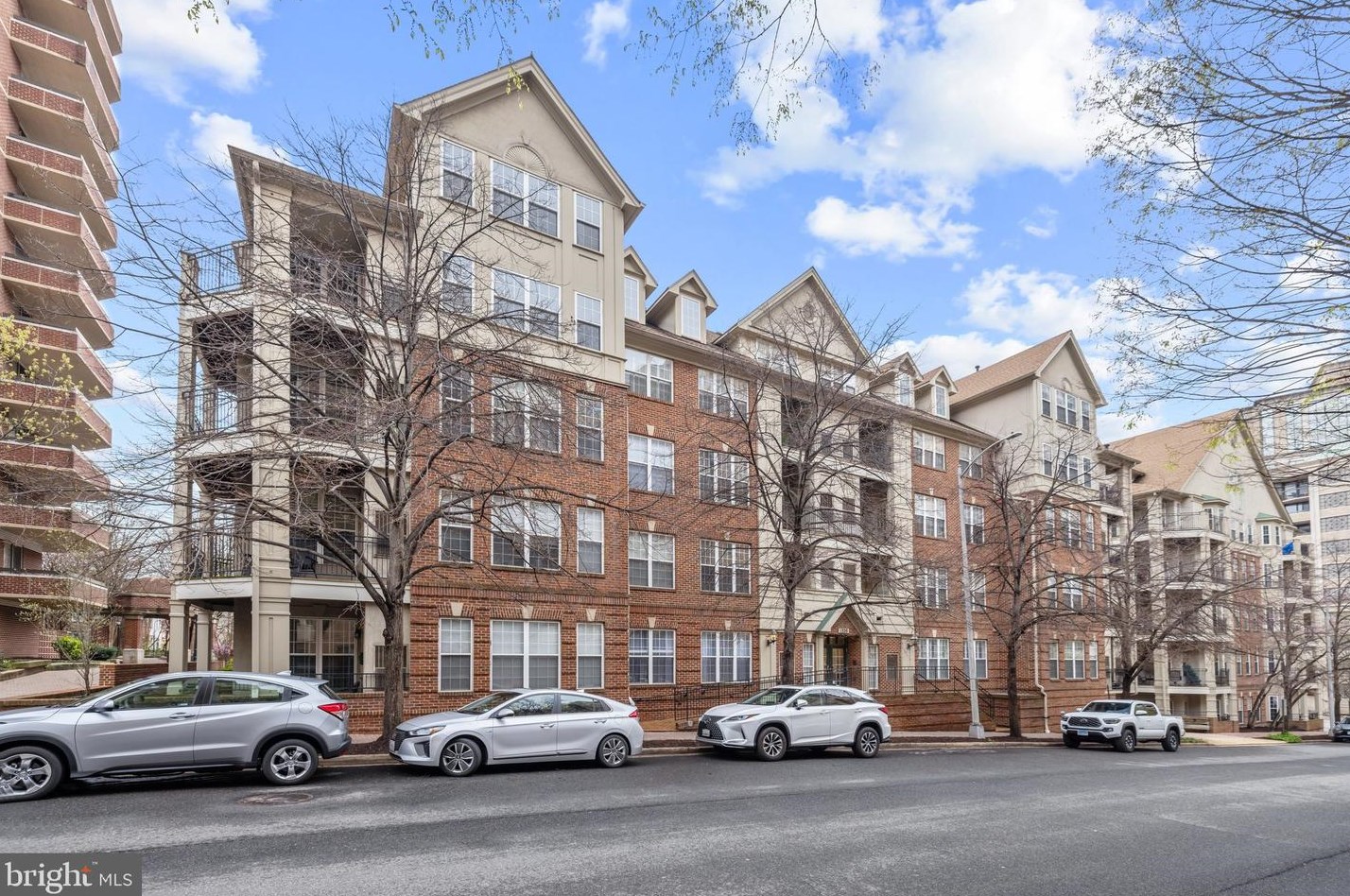 1320 N Wayne Street N #407, Arlington, VA 22201