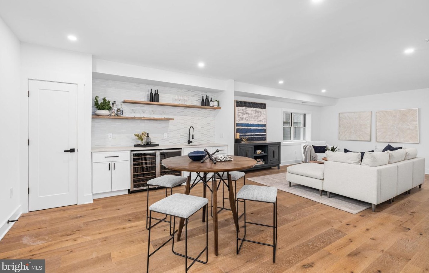 6000 16th St, Arlington VA  22205-2208 exterior