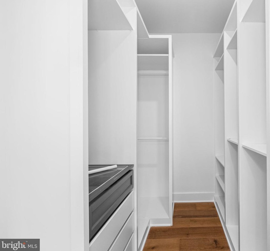 6000 16th St, Arlington VA  22205-2208 exterior