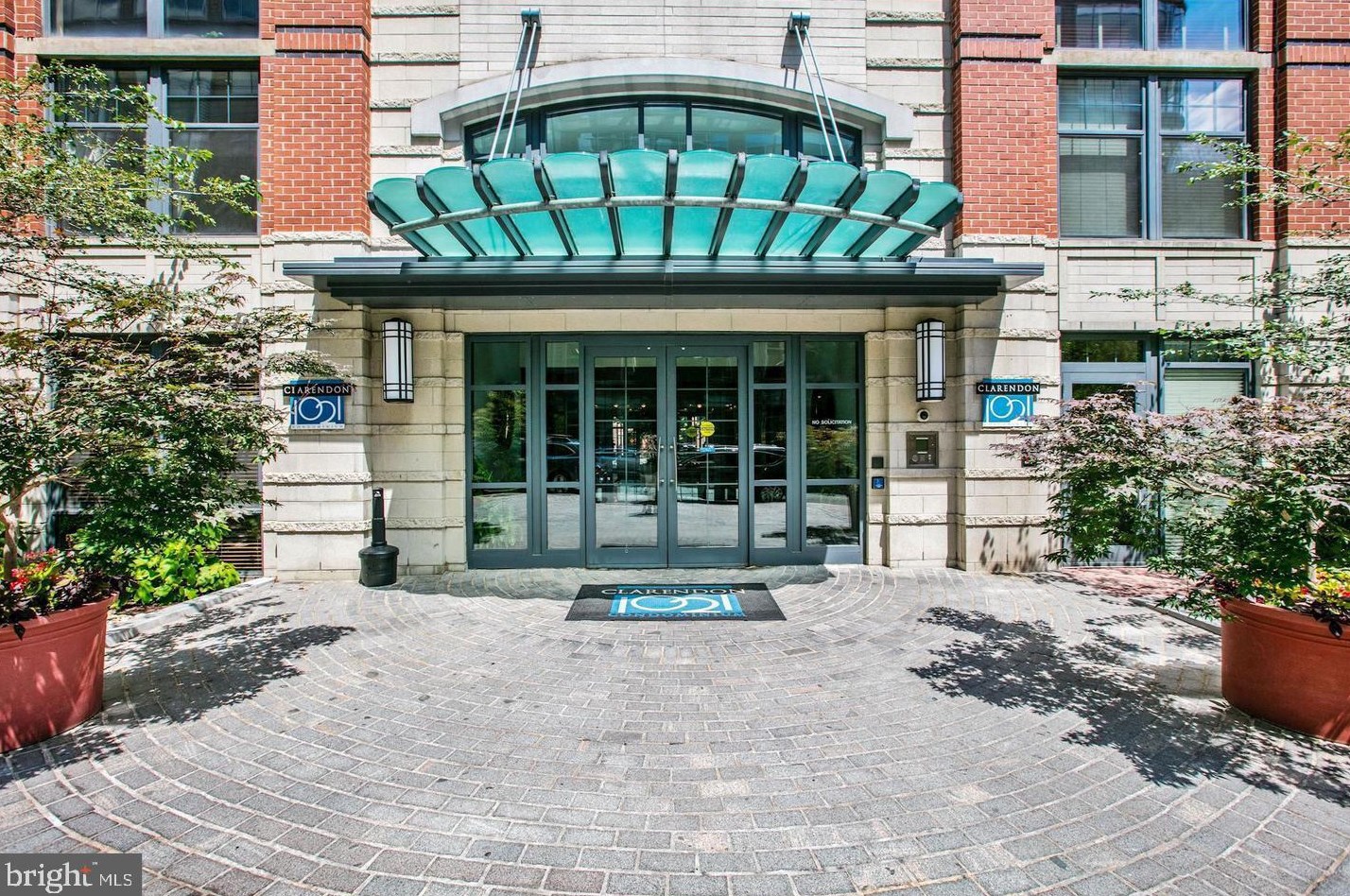 1021 N Garfield St #341, Arlington, VA 22201