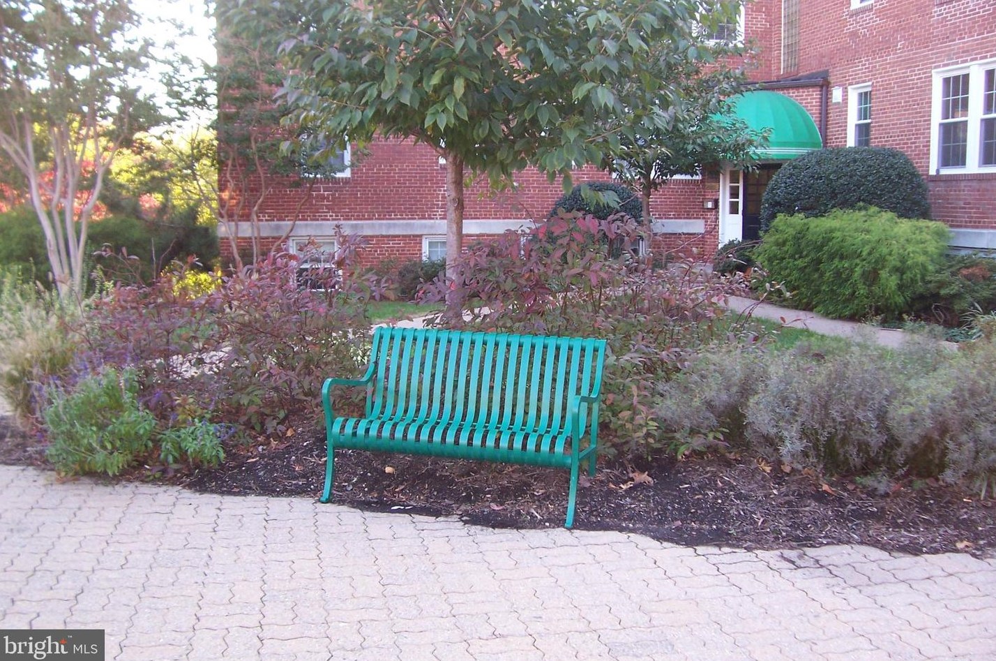 30 Old Glebe Rd, Arlington VA  22204-1745 exterior