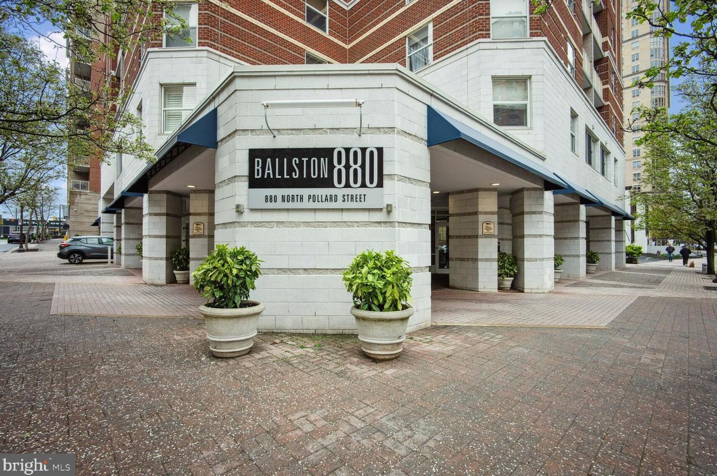 880 N Pollard St #723, Arlington, VA 22203