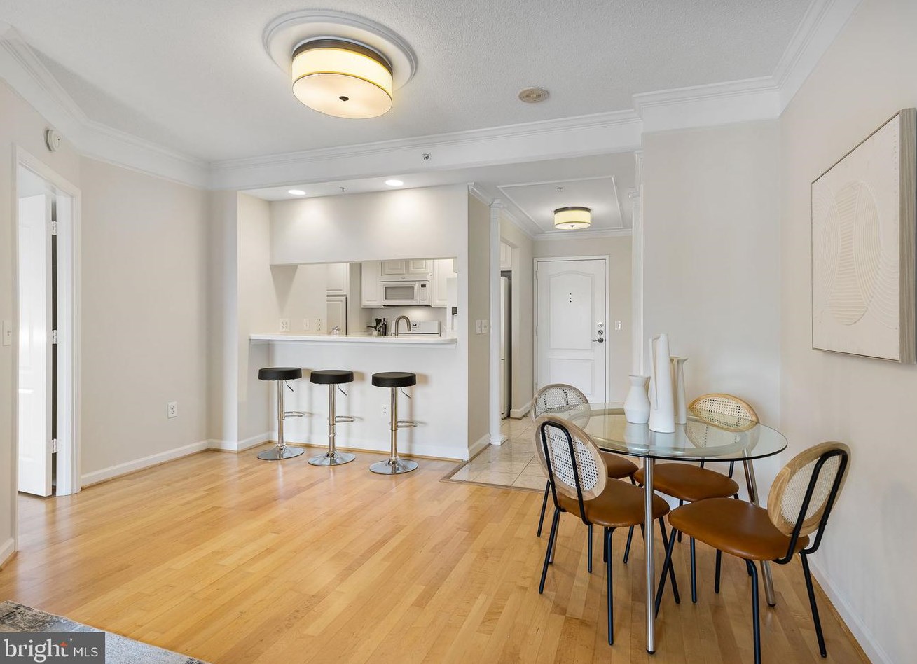 901 N Monroe St #1208, Arlington, VA 22201