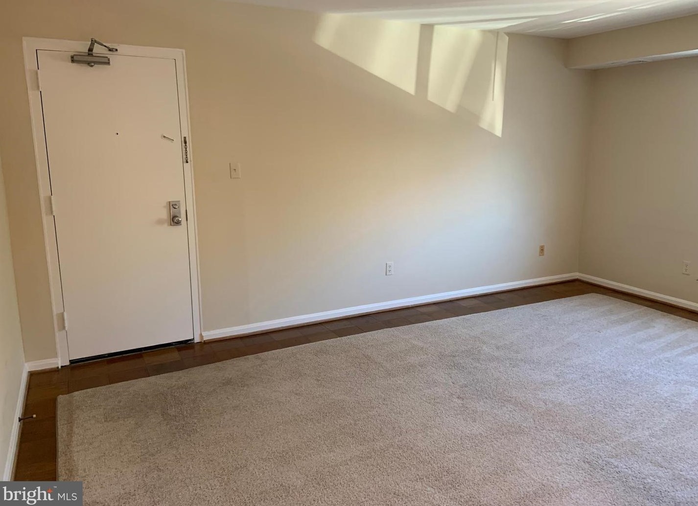 738 N Wakefield St #6, Arlington, VA 22203