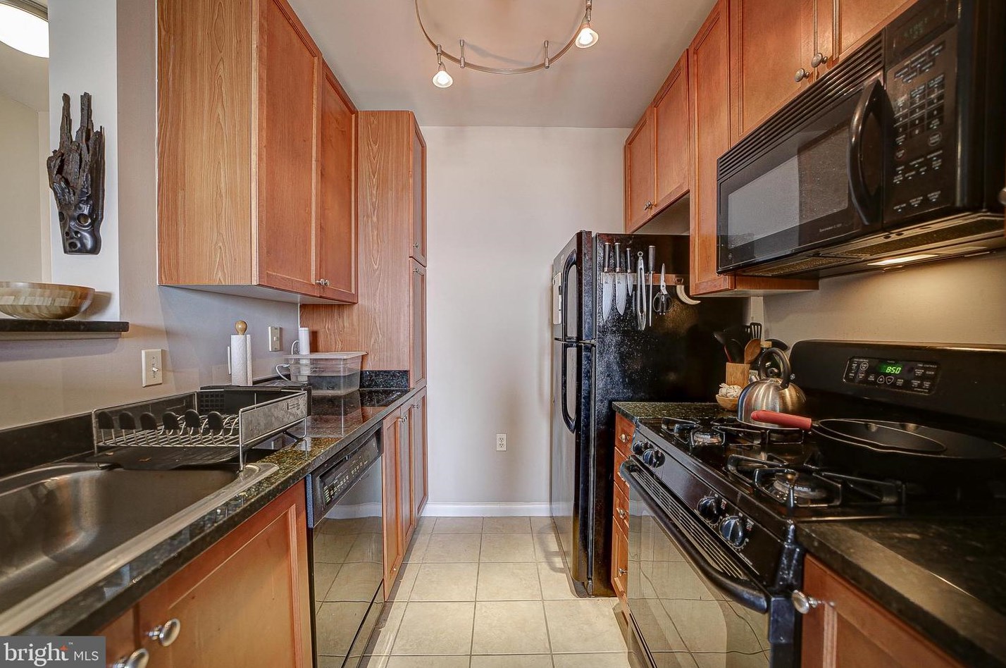 851 N Glebe Rd #2013, Arlington, VA 22203