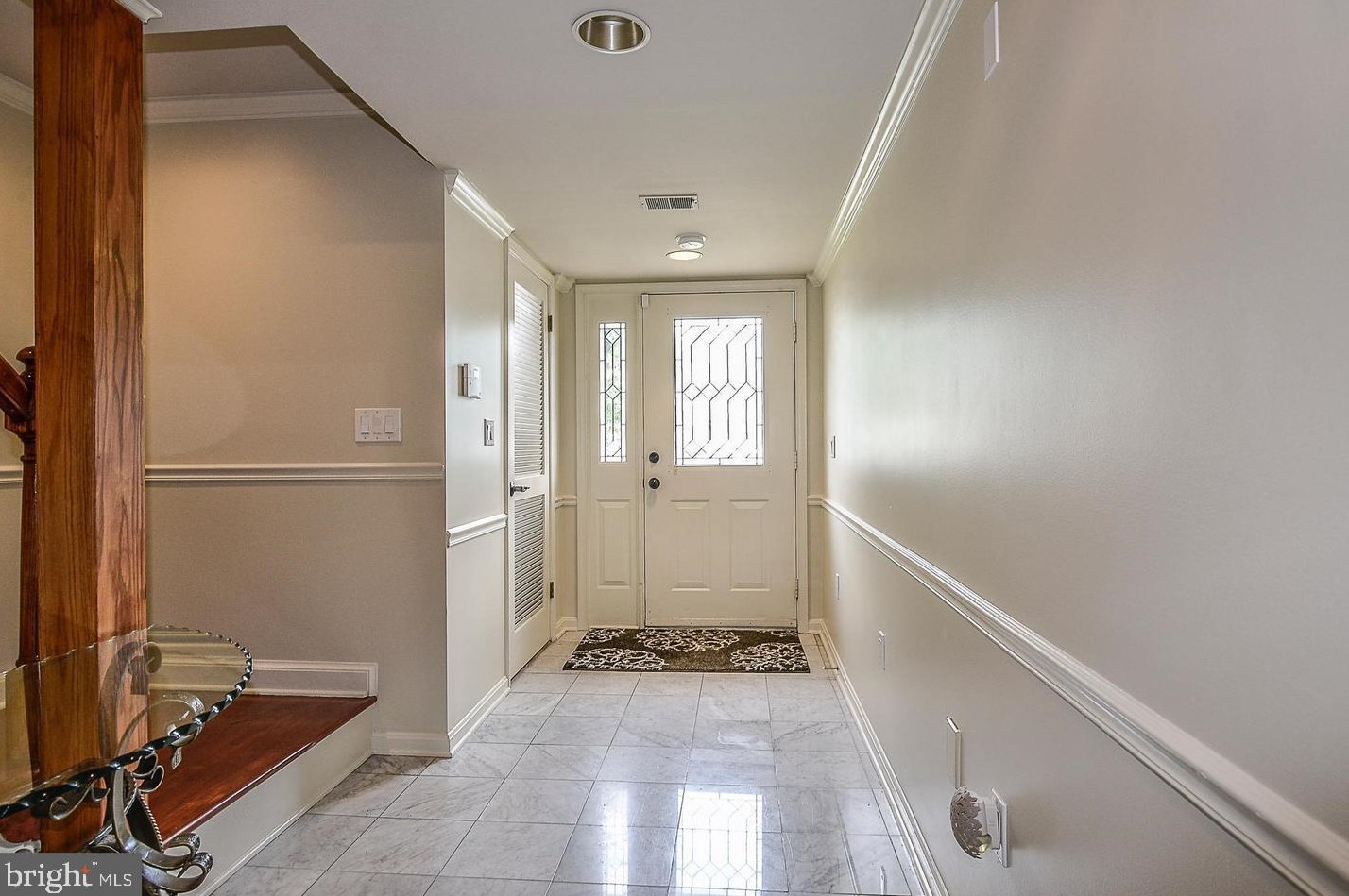 742 S Granada St, Arlington, VA 22204