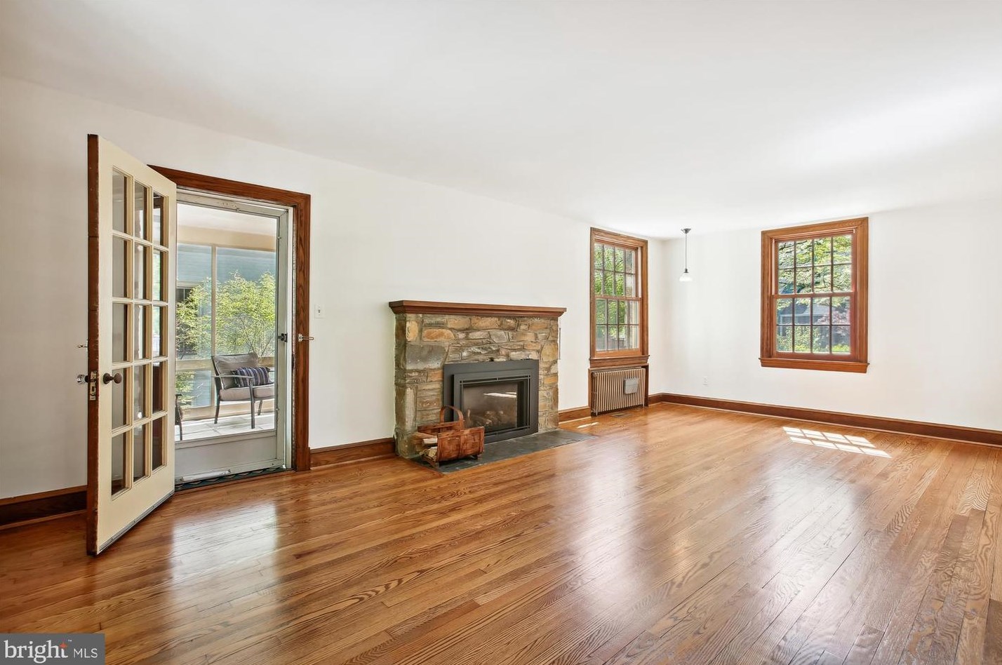 3308 N Pershing Dr, Arlington, VA 22201