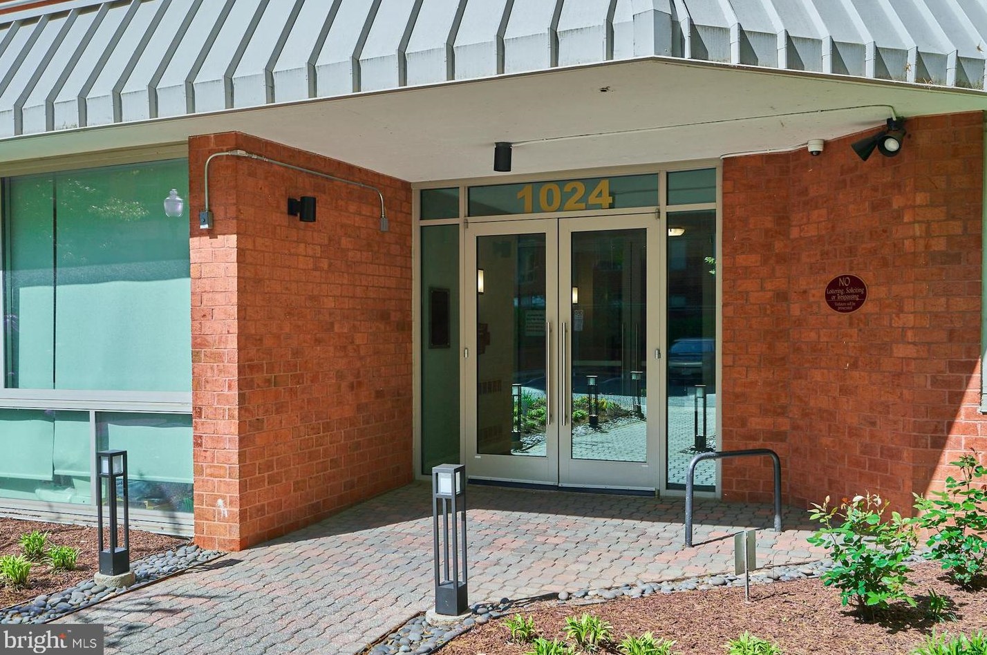 1024 N Utah St #222, Arlington, VA 22201
