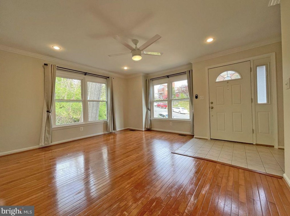 2420 S Oxford St, Arlington, VA 22206