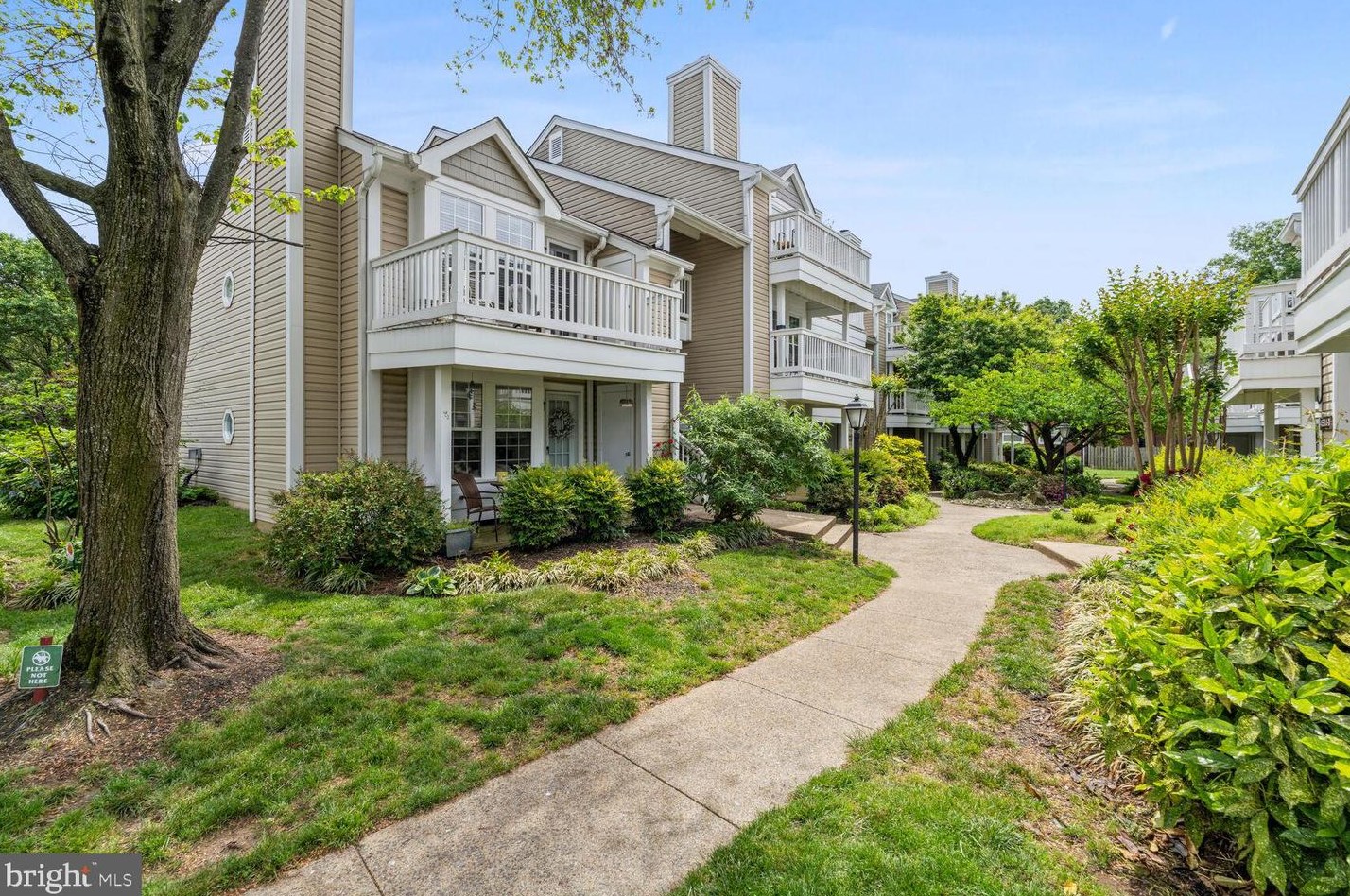 4544 28th Rd, Arlington, VA 22206-3377