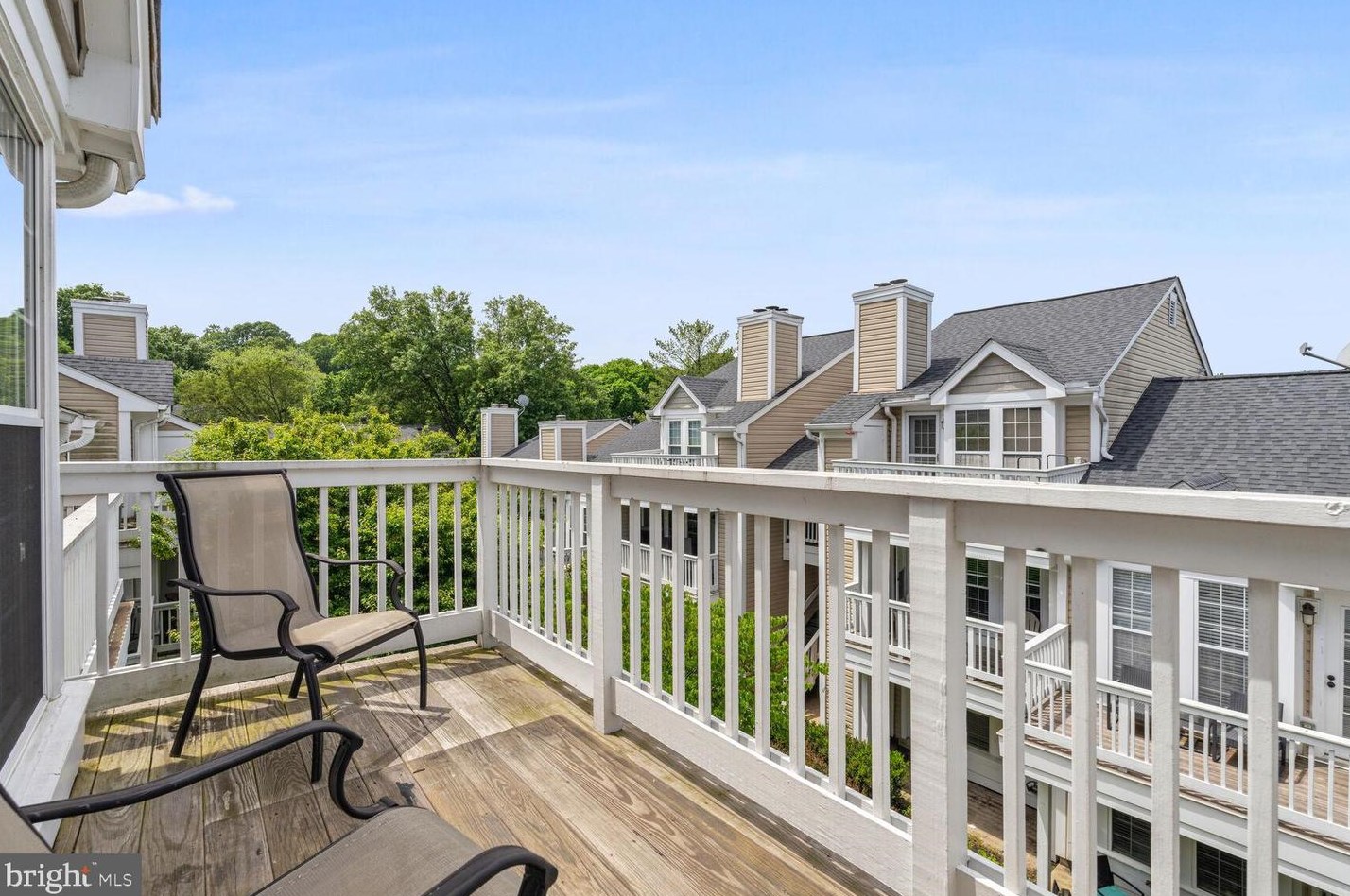 4544 28th Rd, Arlington VA  22206-3377 exterior