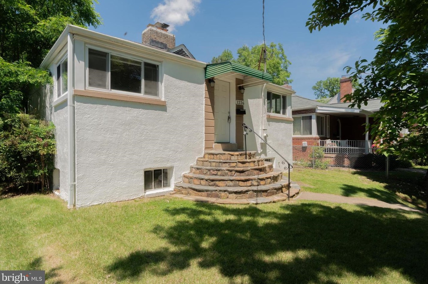 1226 Taylor St, Arlington, VA 22201-4814