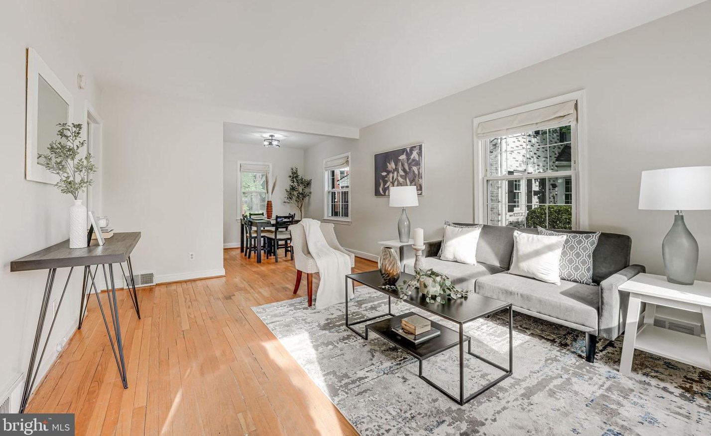 2604 Winchester St, Arlington, VA 22213-1720