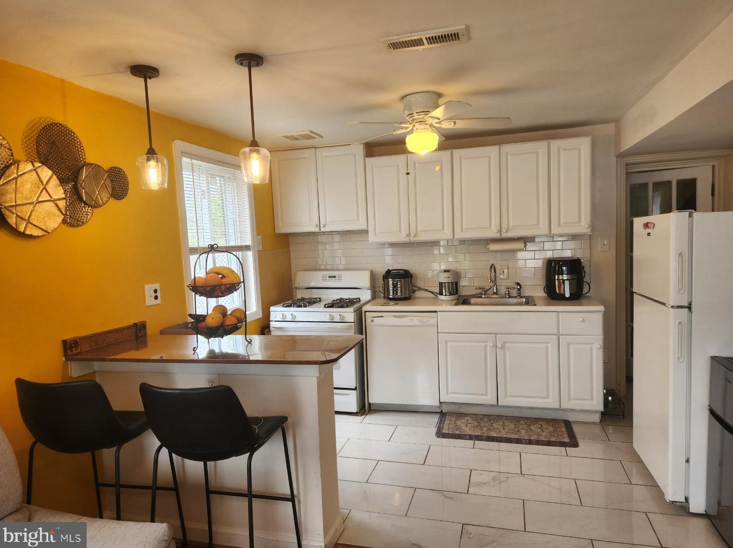 764 Jefferson St, Arlington, VA 22205-1128