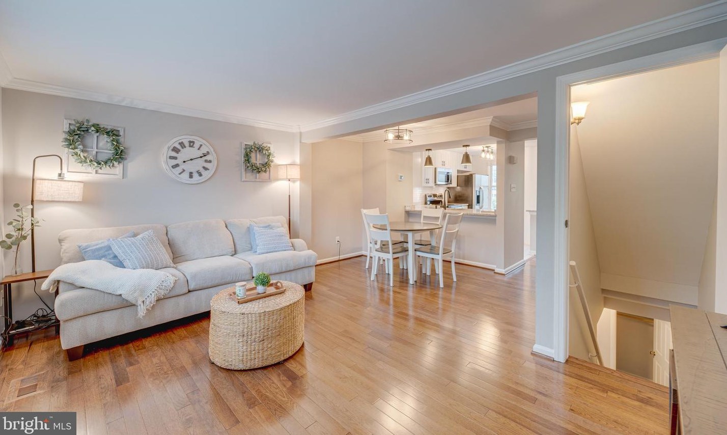 2810 Meade St, Arlington VA  22206-3147 exterior