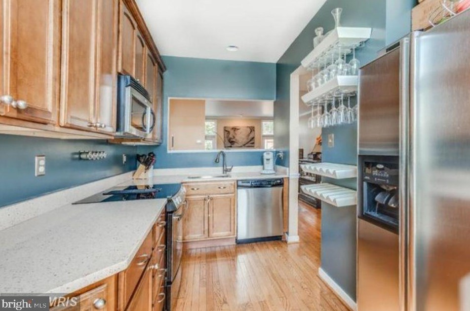1908 Veitch St, Arlington VA  22201-3543 exterior