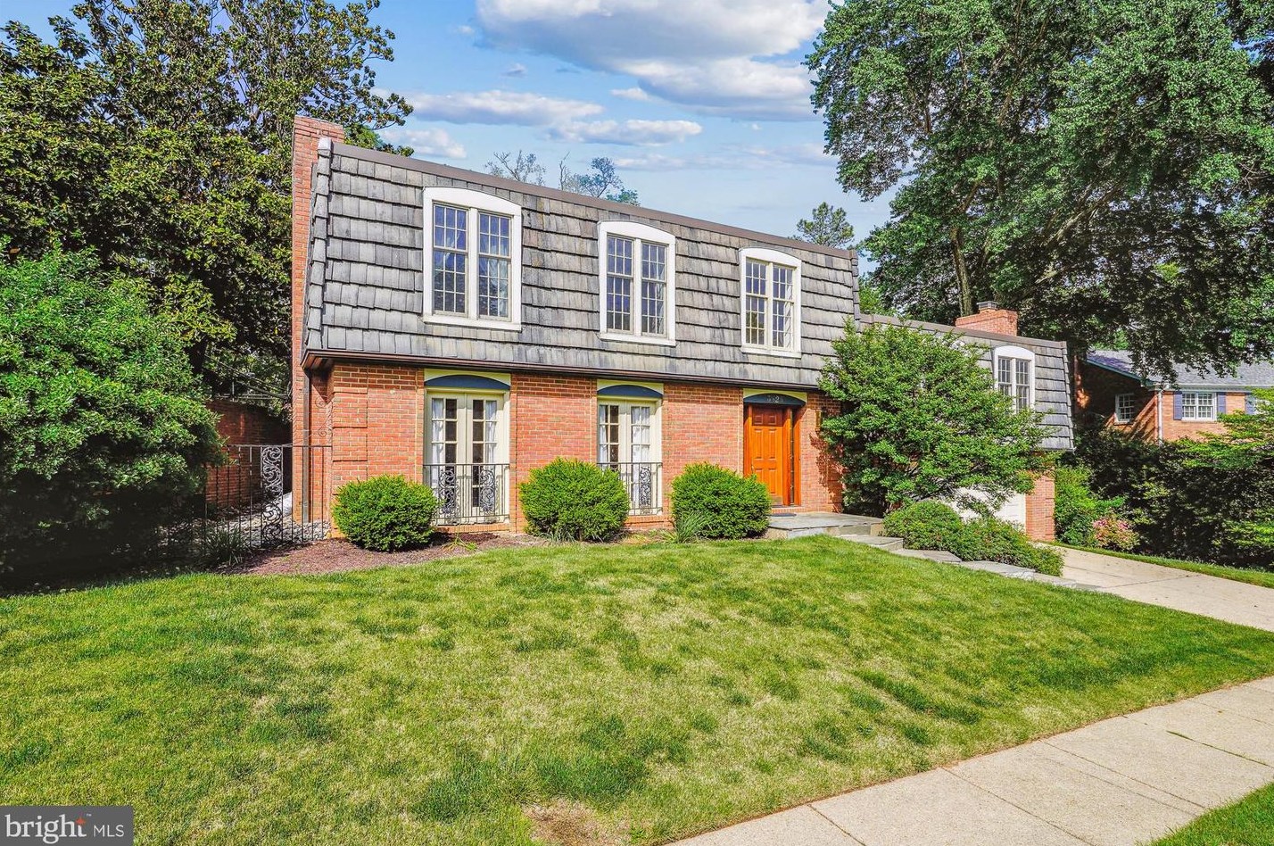 3825 N Wakefield St, Arlington, VA 22207