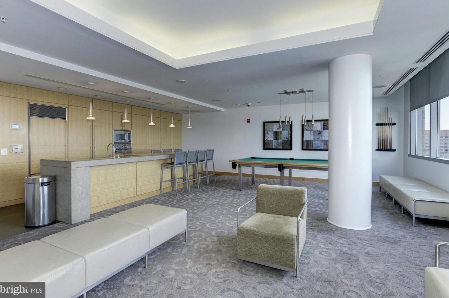 2001 15th St, Arlington VA  22201-2604 exterior