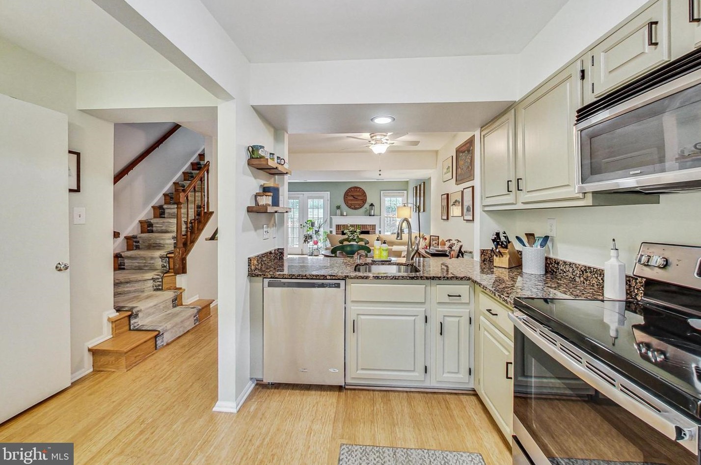 2570 S Arlington Mill Dr #b, Arlington, VA 22206