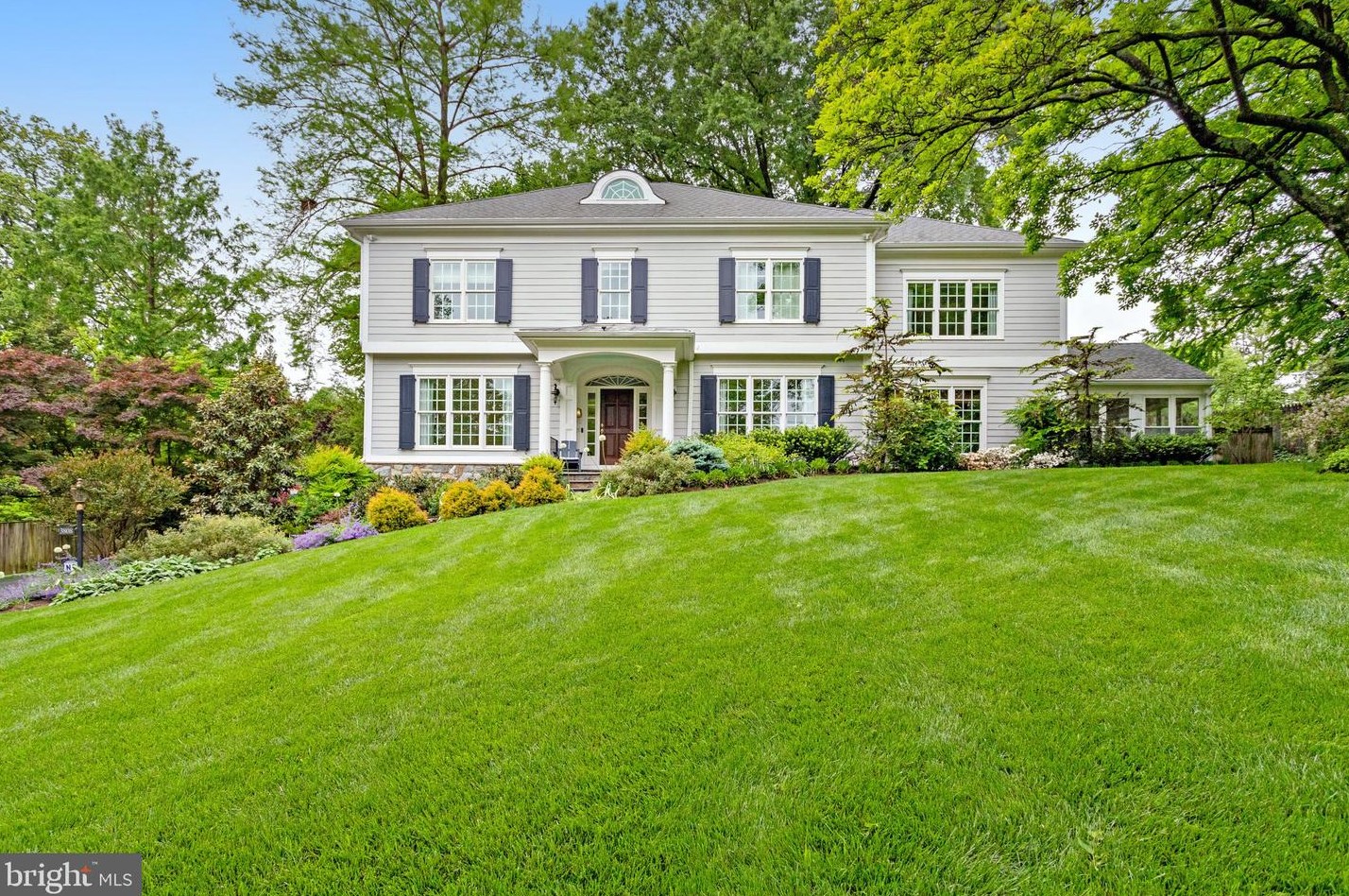 3808 N Woodstock Street N, Arlington, VA 22207