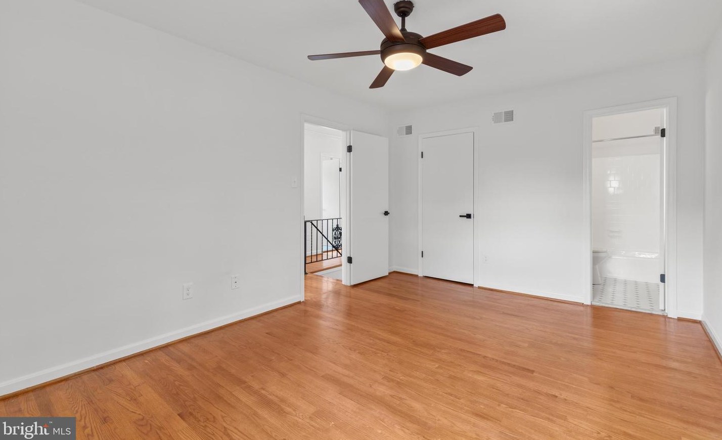 511 Manchester St, Arlington VA 22203-1114 exterior