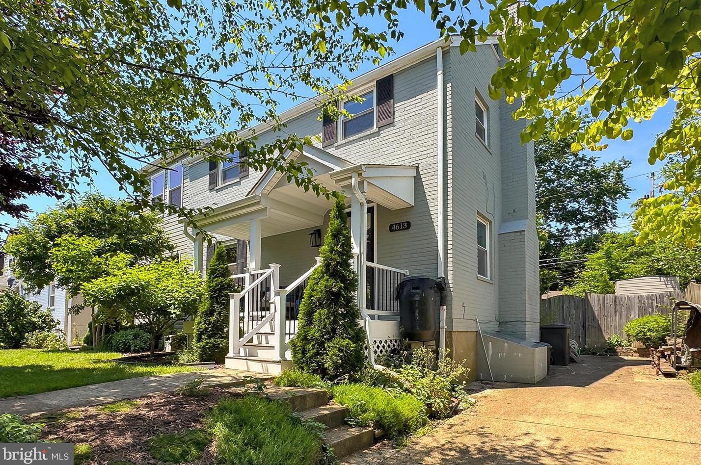 4613 N Henderson Rd, Arlington, VA 22203