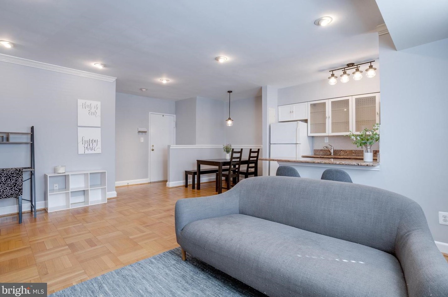 1303 N Ode St #204, Arlington, VA 22209