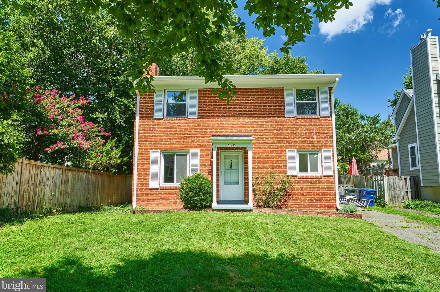 5005 16th Rd N, Arlington, VA 22207