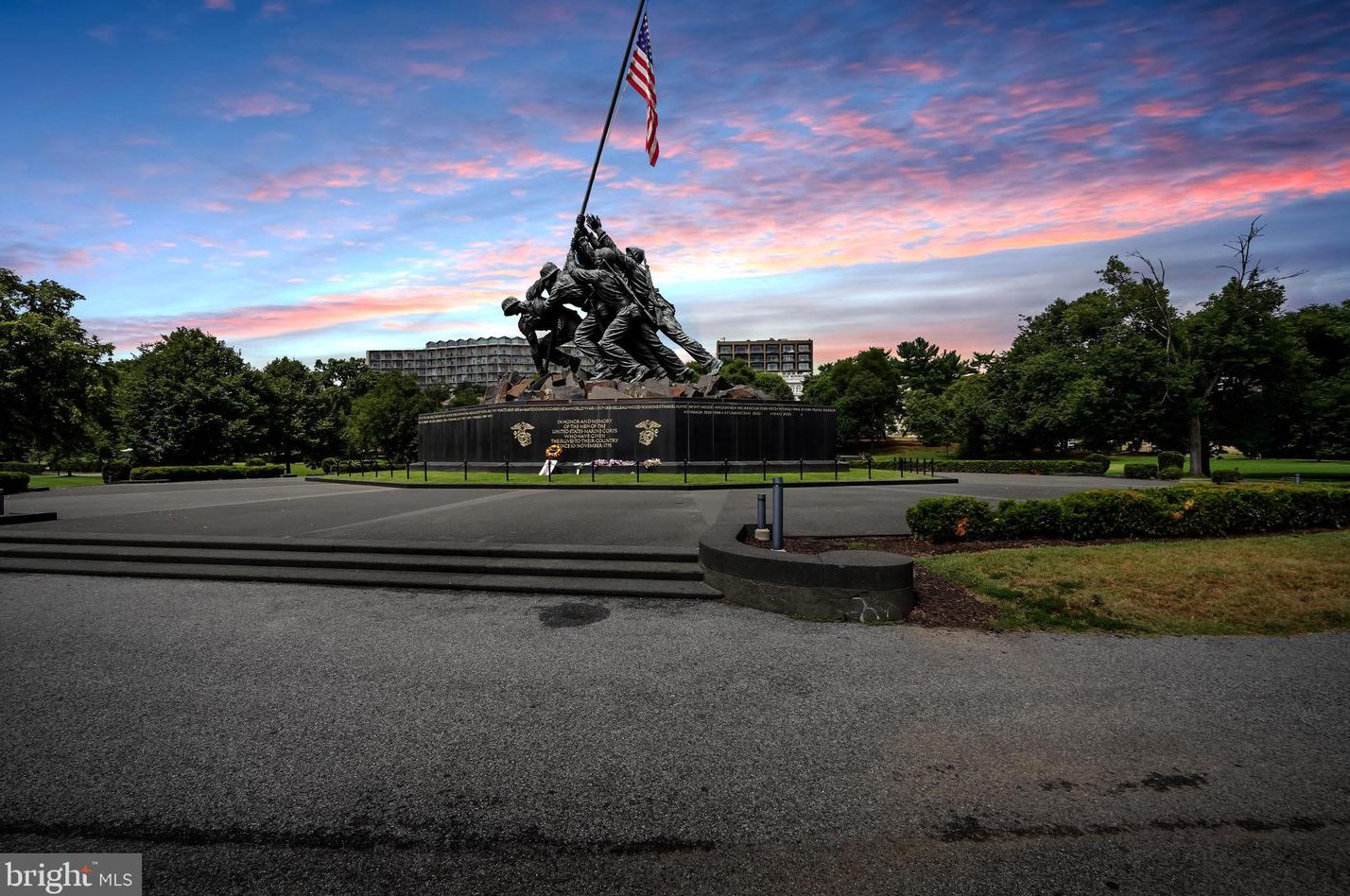 1300 Meade St, Arlington, VA 22209-3723