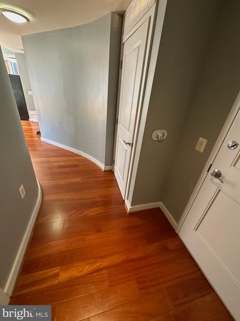 888 N Quincy St #1401, Arlington, VA 22203