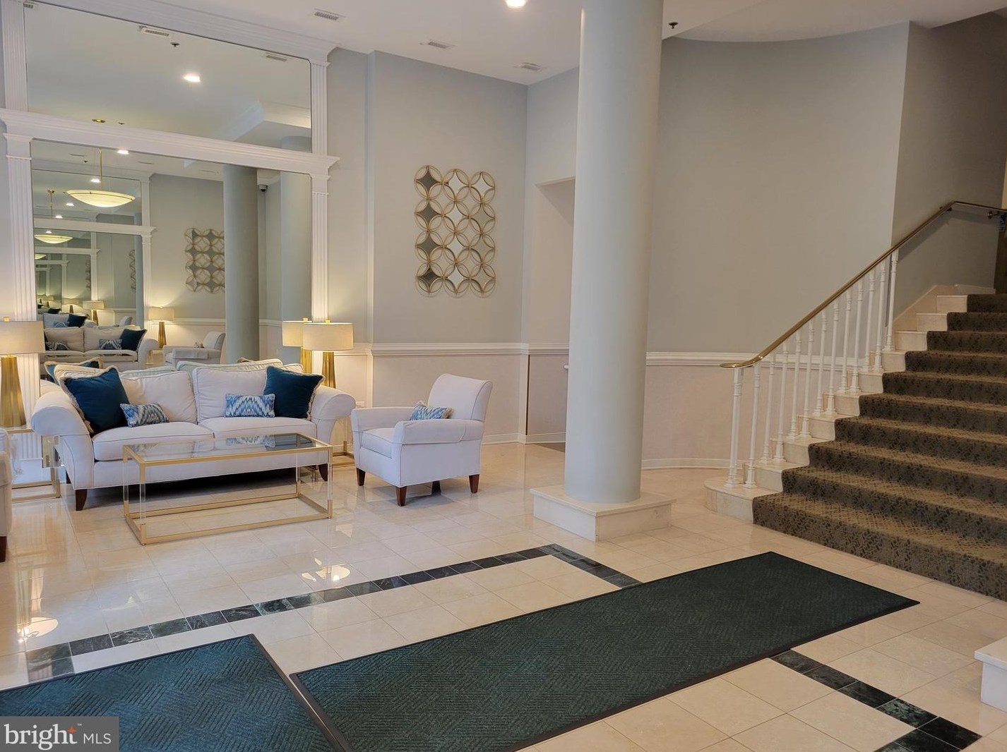 1050 N Taylor St #209, Arlington, VA 22201