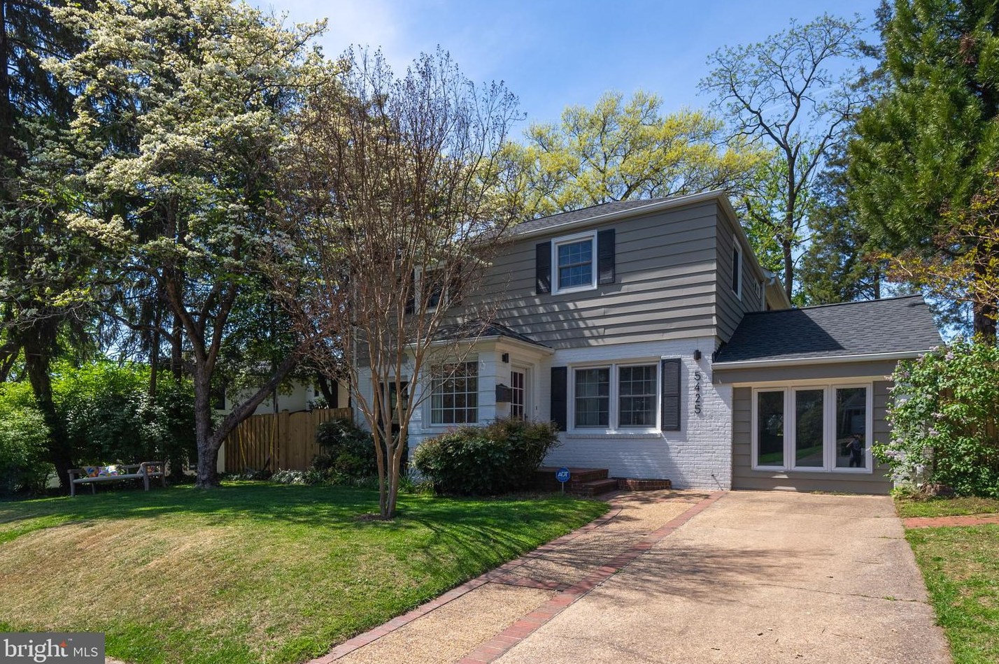 5425 24th St N, Arlington, VA 22205