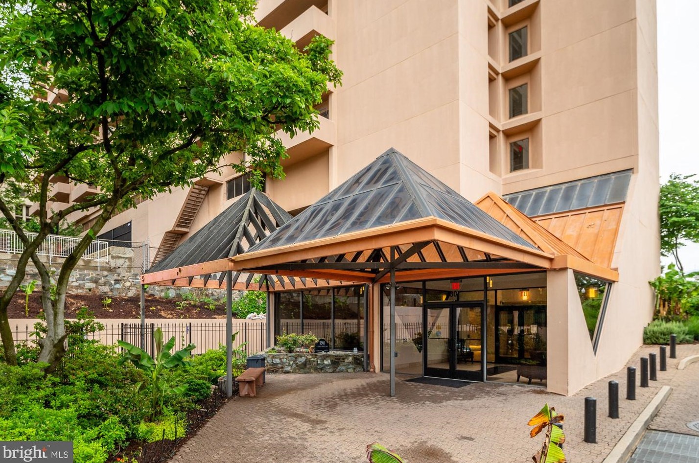 1301 N Courthouse Rd #1601, Arlington, VA 22201