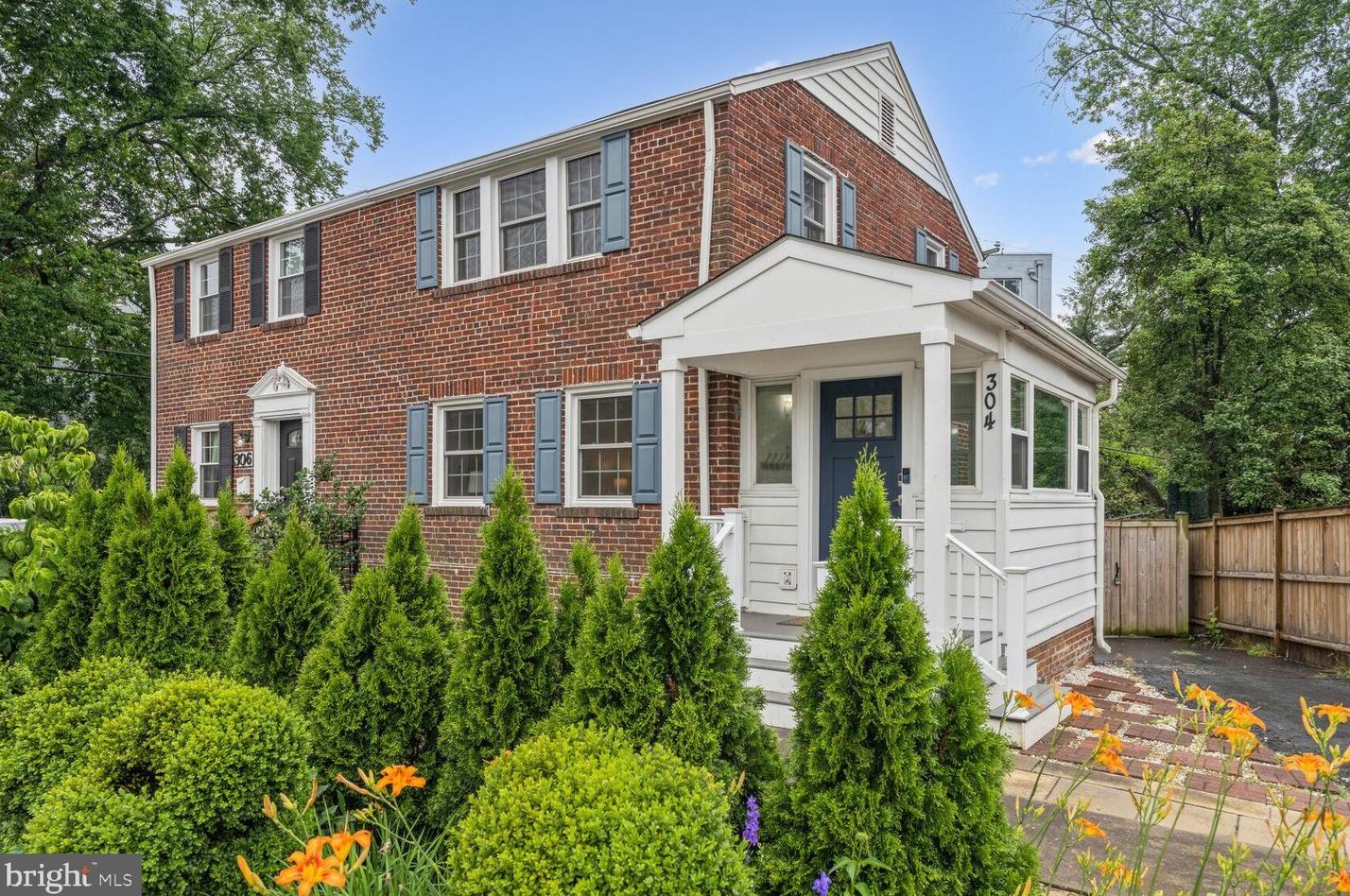 304 S Glebe Rd, Arlington, VA 22204