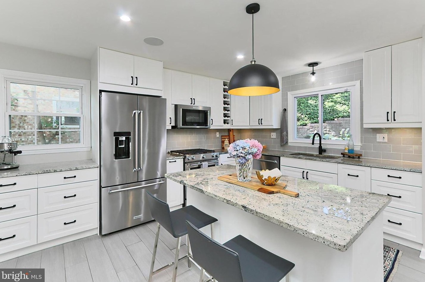 812 George Mason Dr, Arlington VA  22205-1216 exterior