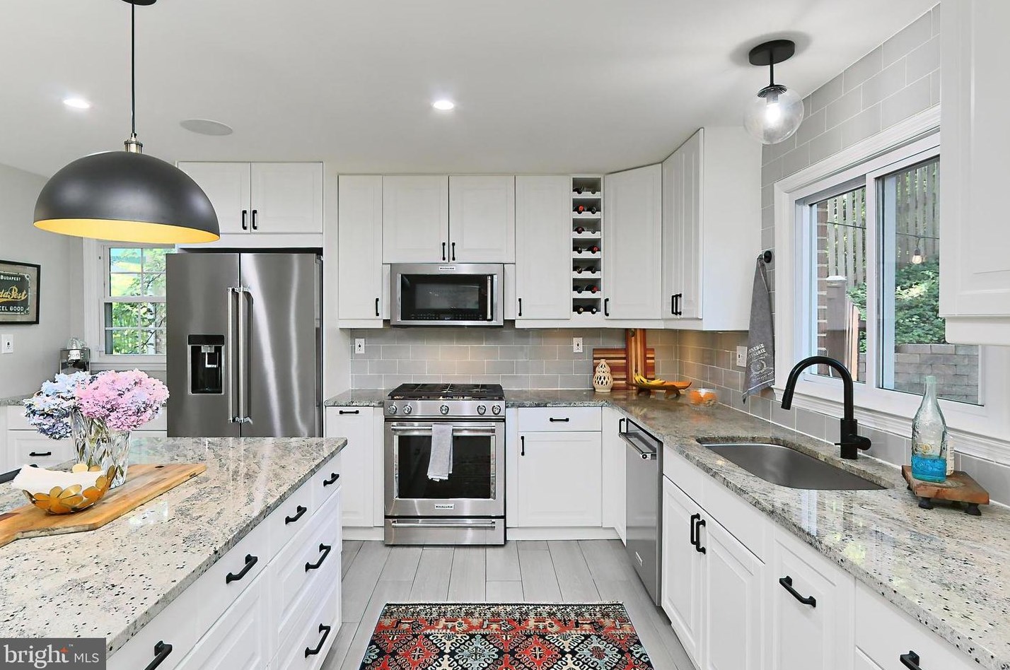 812 George Mason Dr, Arlington VA  22205-1216 exterior