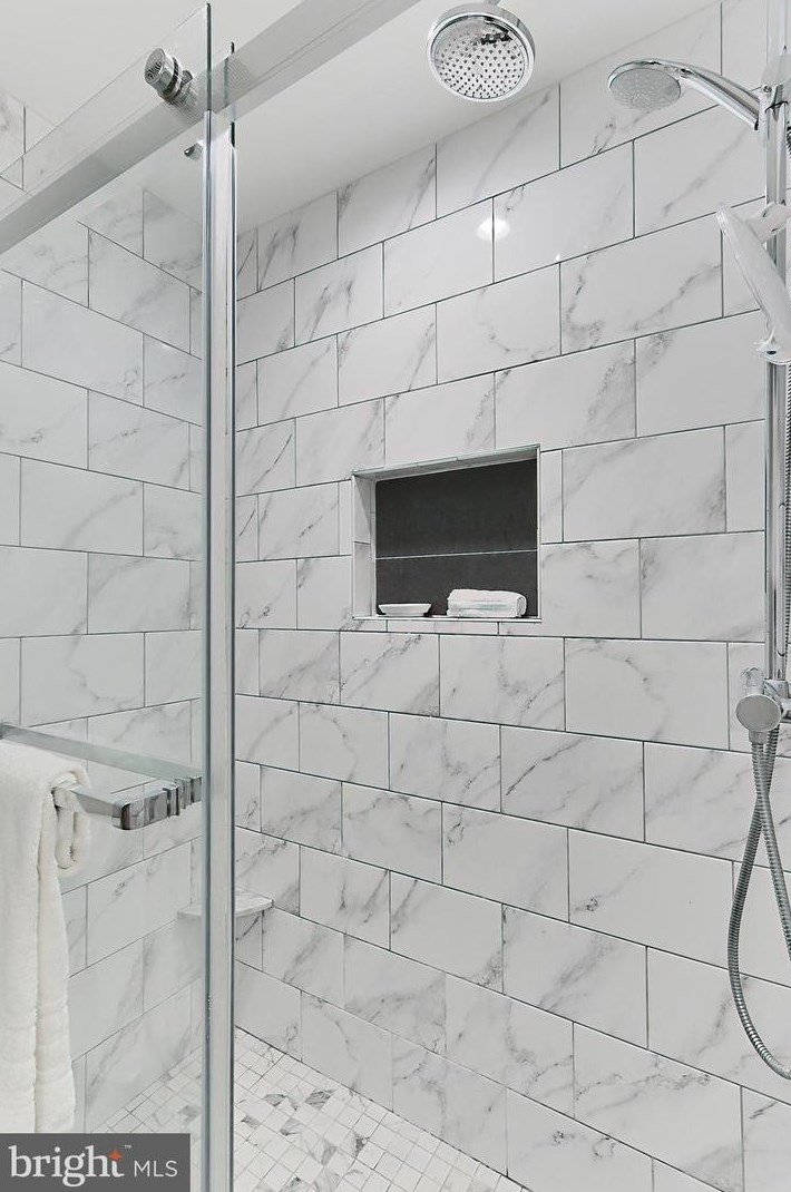 812 George Mason Dr, Arlington VA  22205-1216 exterior