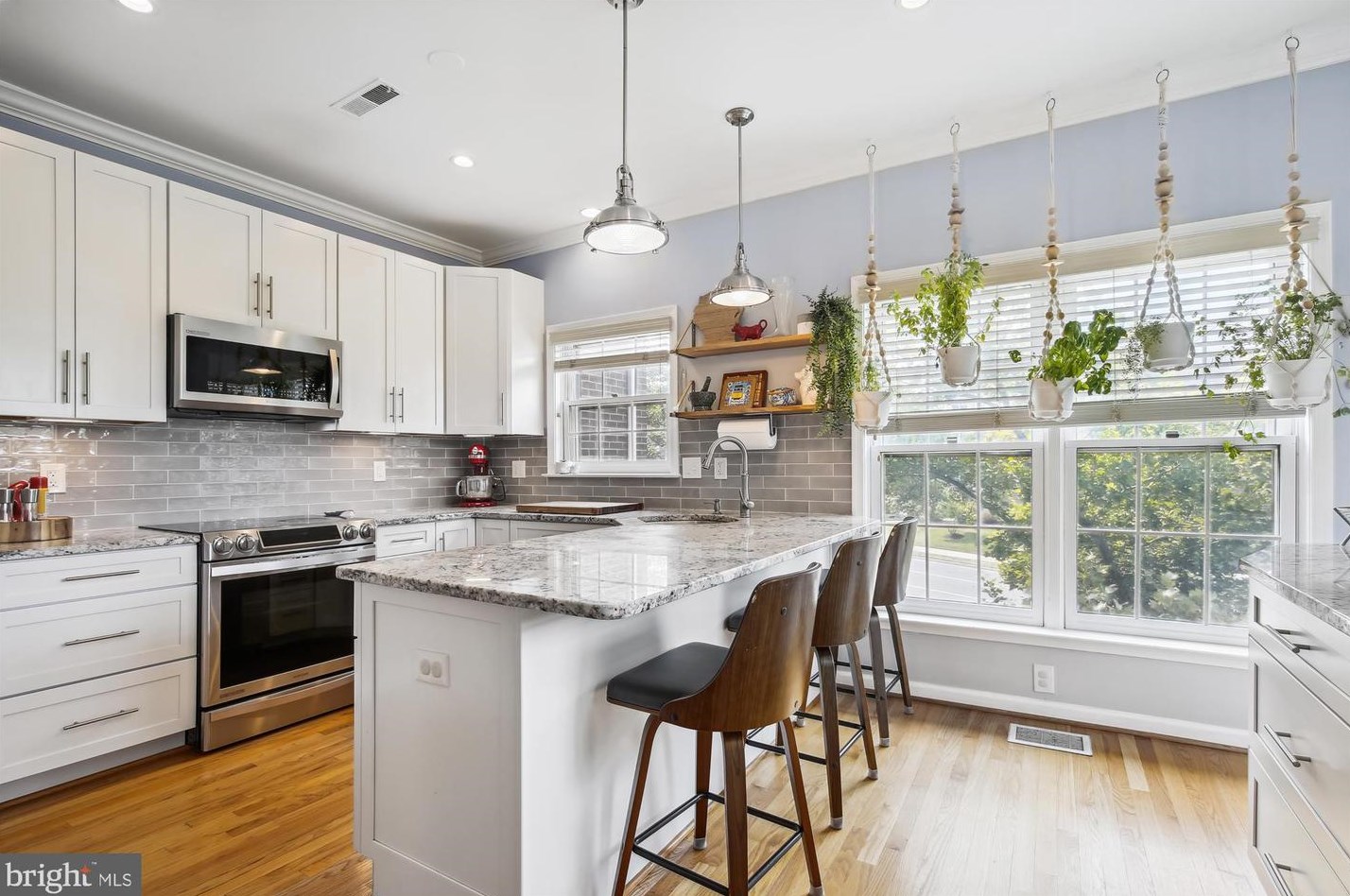 1906 N Daniel St, Arlington, VA 22201