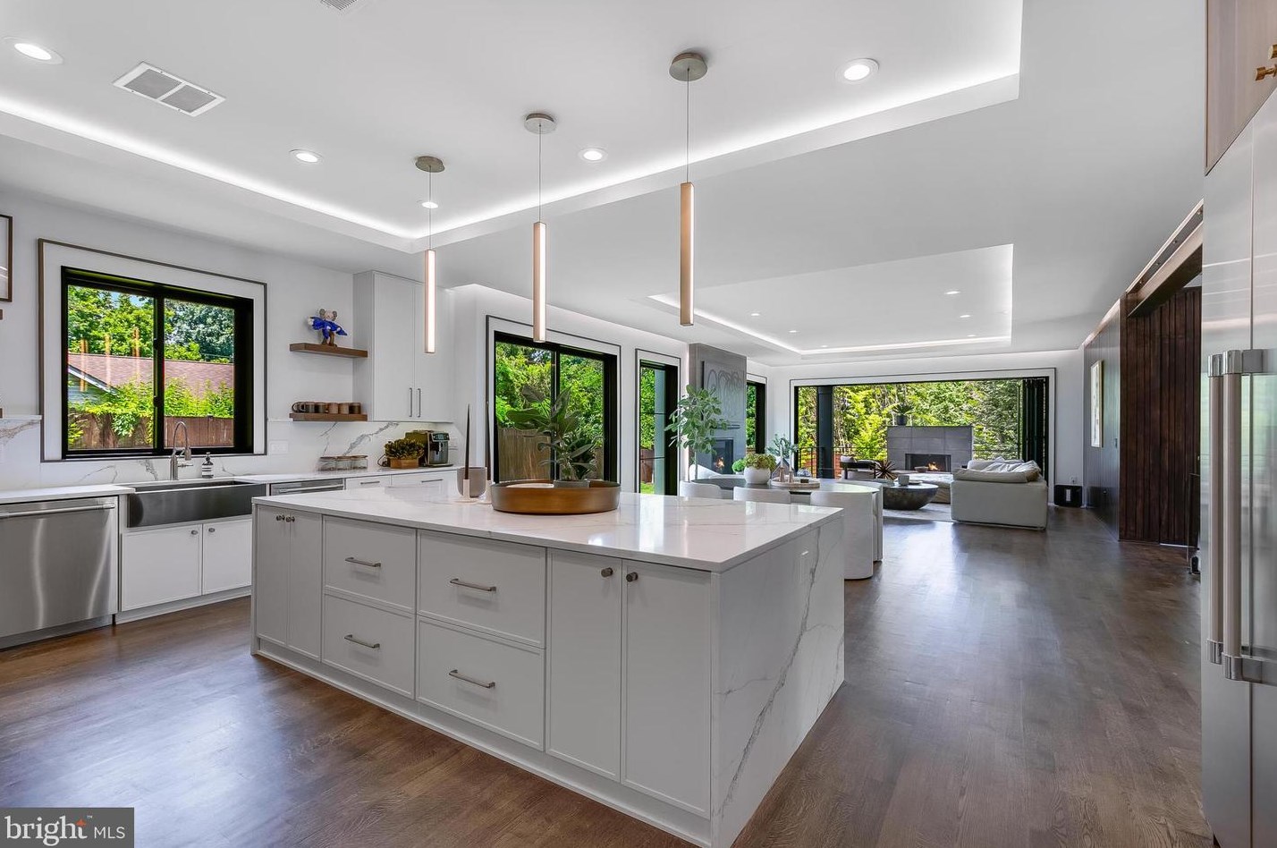 4605 26th St, Arlington VA 22206-2927 exterior