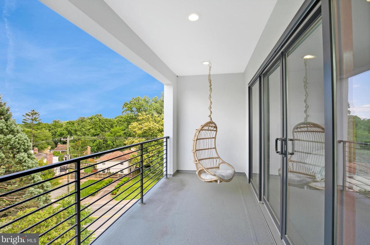 4605 26th St, Arlington VA 22206-2927 exterior