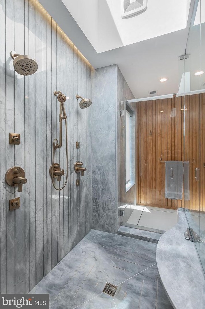 4605 26th St, Arlington VA 22206-2927 exterior