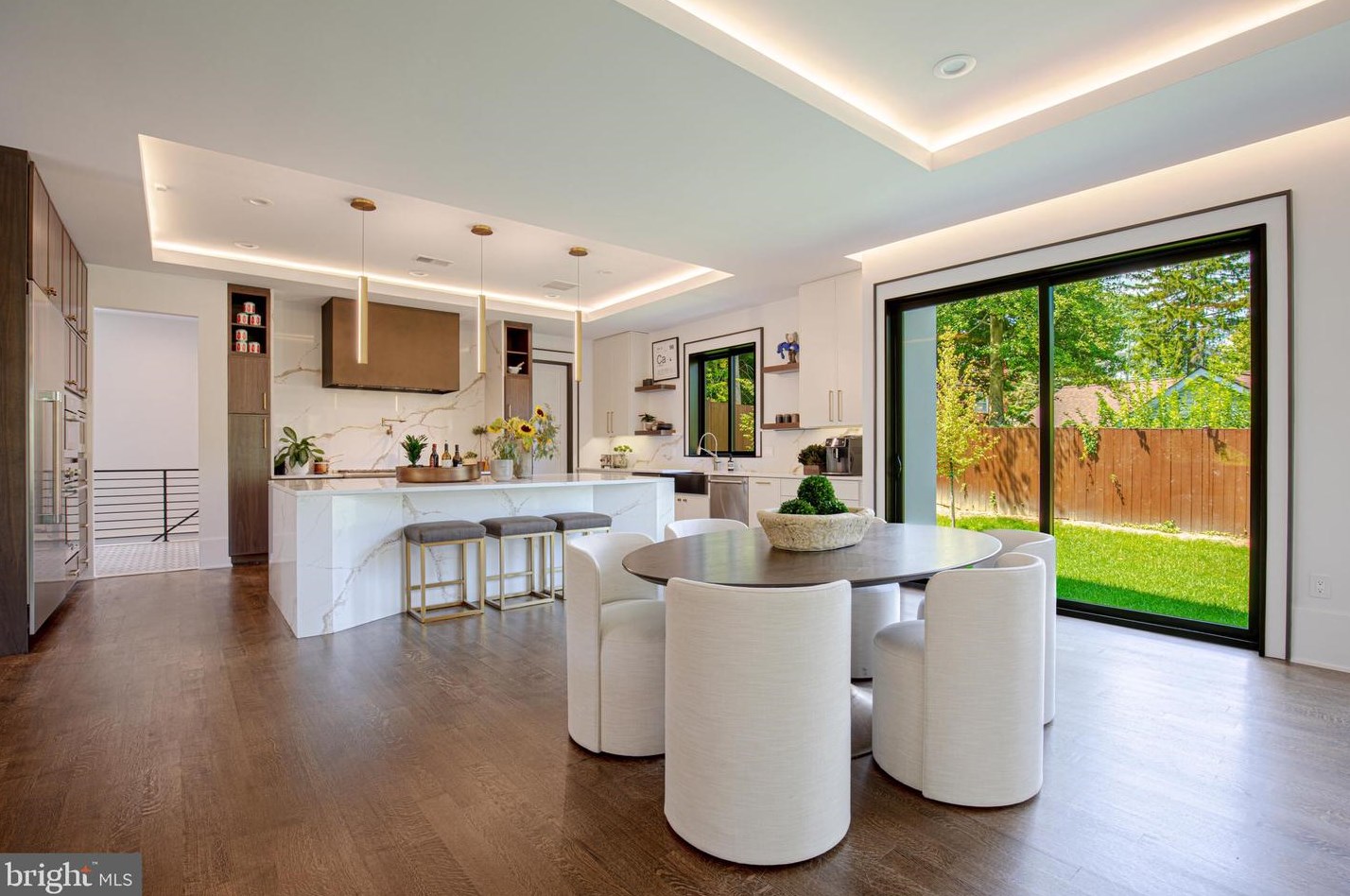 4605 26th St, Arlington VA 22206-2927 exterior