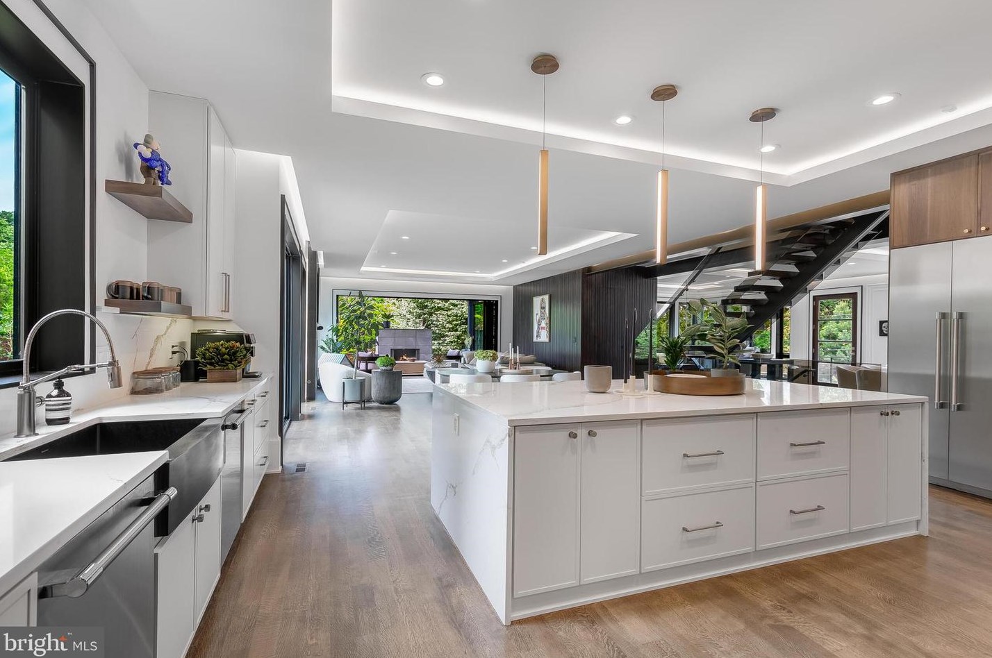 4605 26th St, Arlington VA 22206-2927 exterior