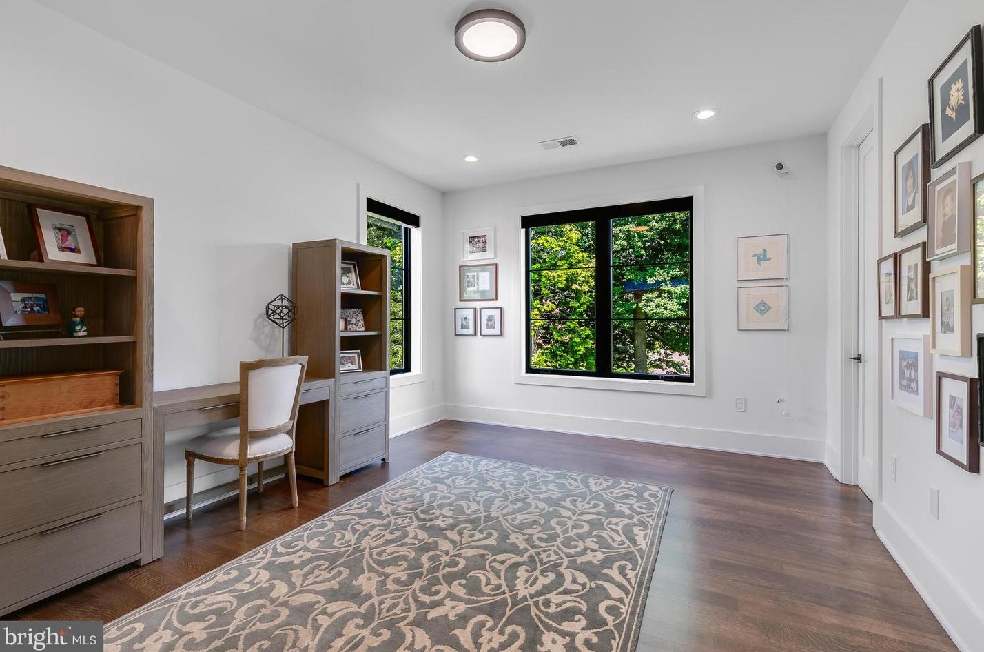 4605 26th St, Arlington VA 22206-2927 exterior