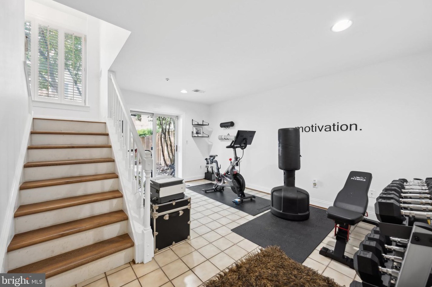 1516 Colonial Ter, Arlington VA  22209-1406 exterior