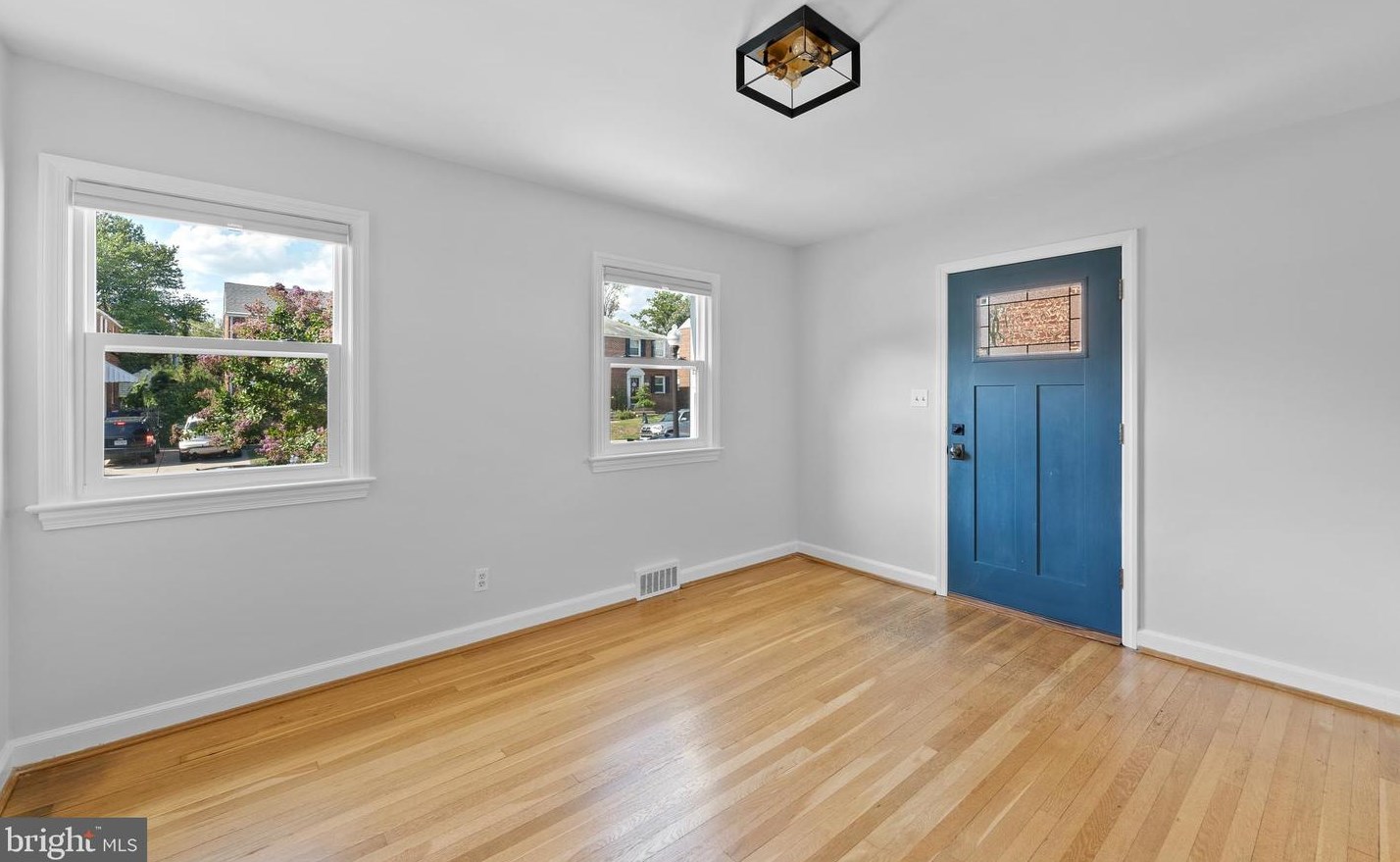 3724 3rd St, Arlington VA  22204-1637 exterior